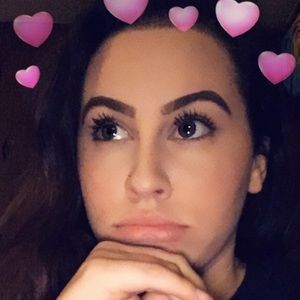 Meet your Posher, Mackenzie